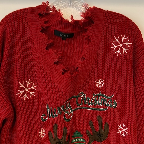 Leani Red Christmas Holiday Party Sweater Size Medium Fringed Edge - Picture 2 of 5